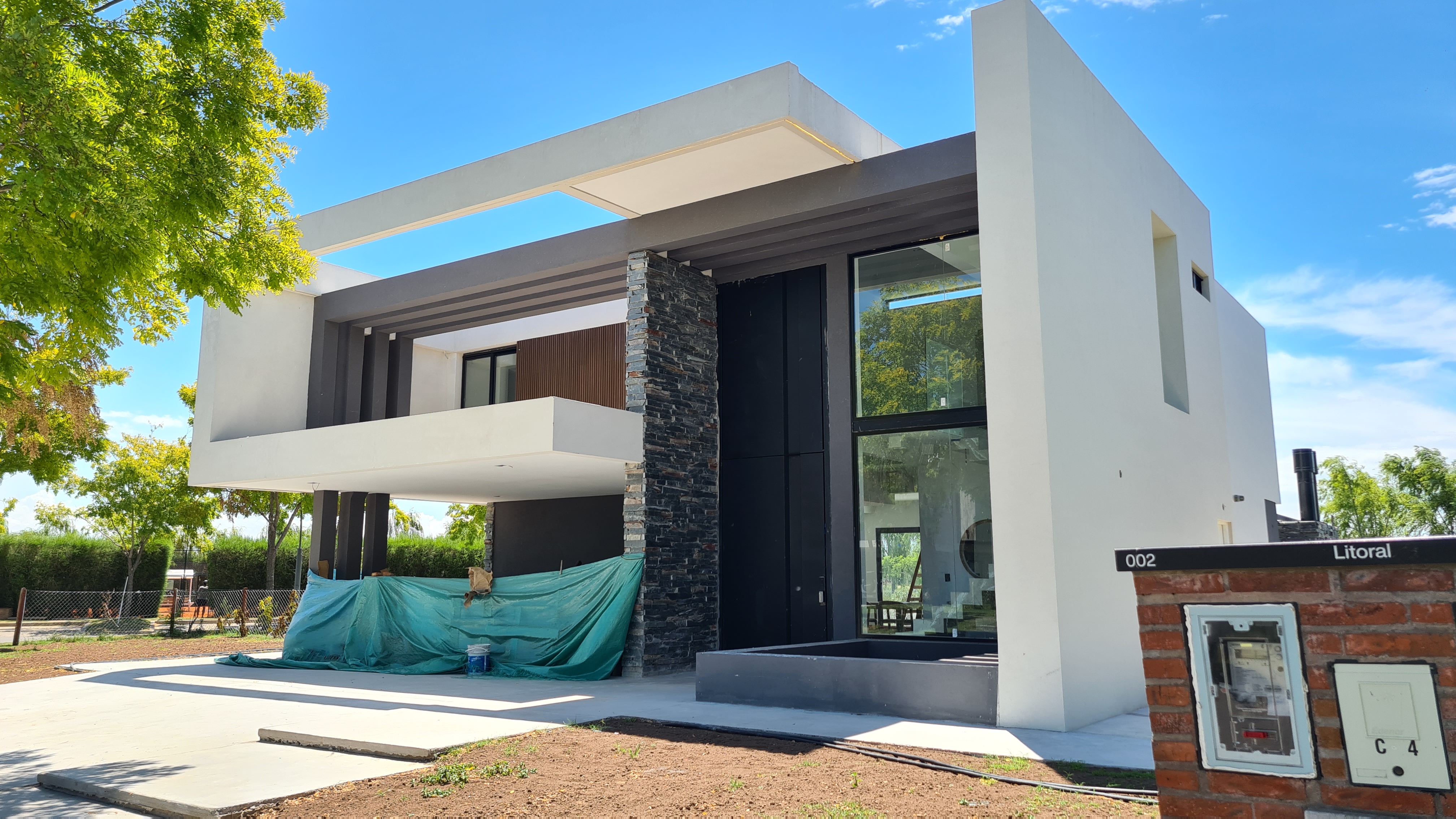 Puerto del Lago, Marinas Escobar 4